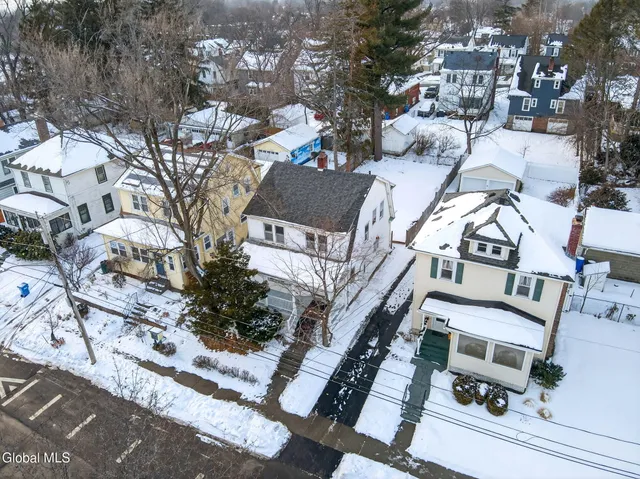 $299,000 | 32 Eileen Street, Albany, NY 12203