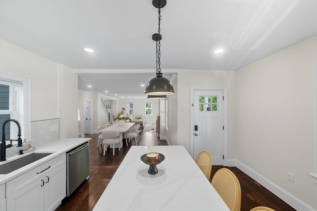 400 Adams Street, Unit A Milton, MA 02186 - Photo 5 of 25