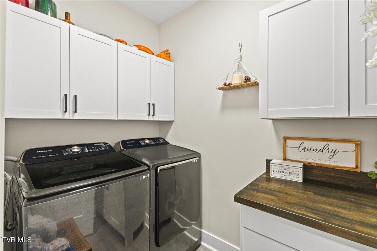 994 Boones Creek Road Jonesborough, TN 37659 - Photo 13 of 49 Laundry Room
