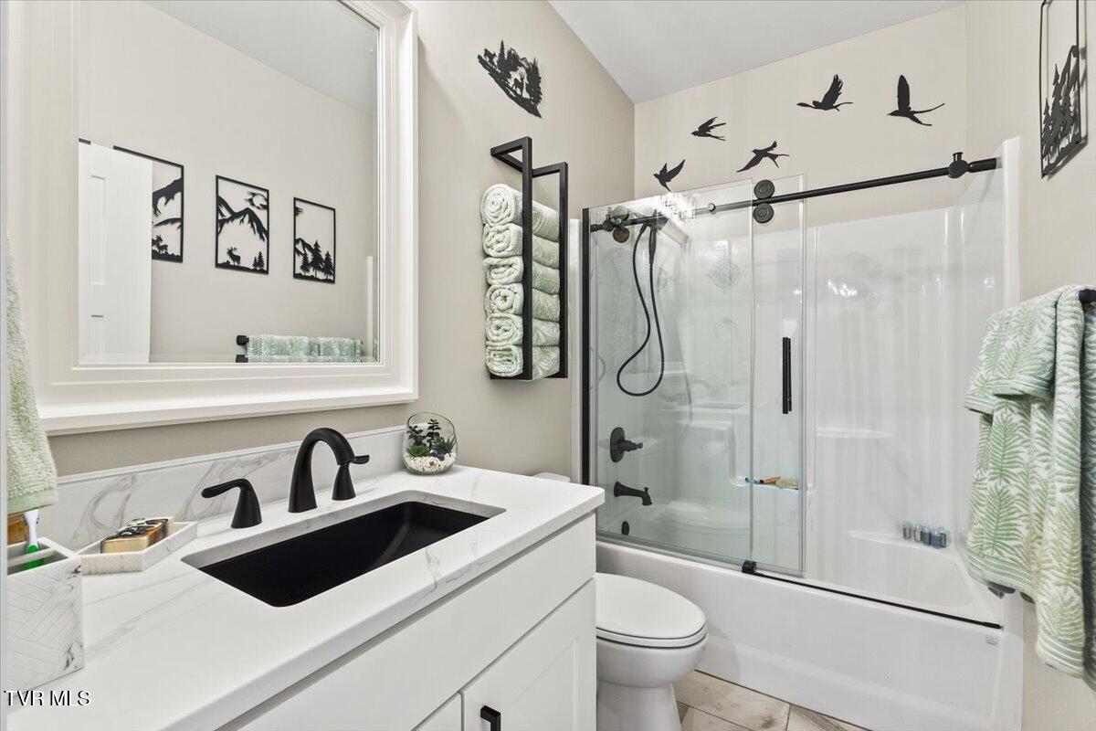994 Boones Creek Road Jonesborough, TN 37659 - Photo 18 of 49 Bathroom