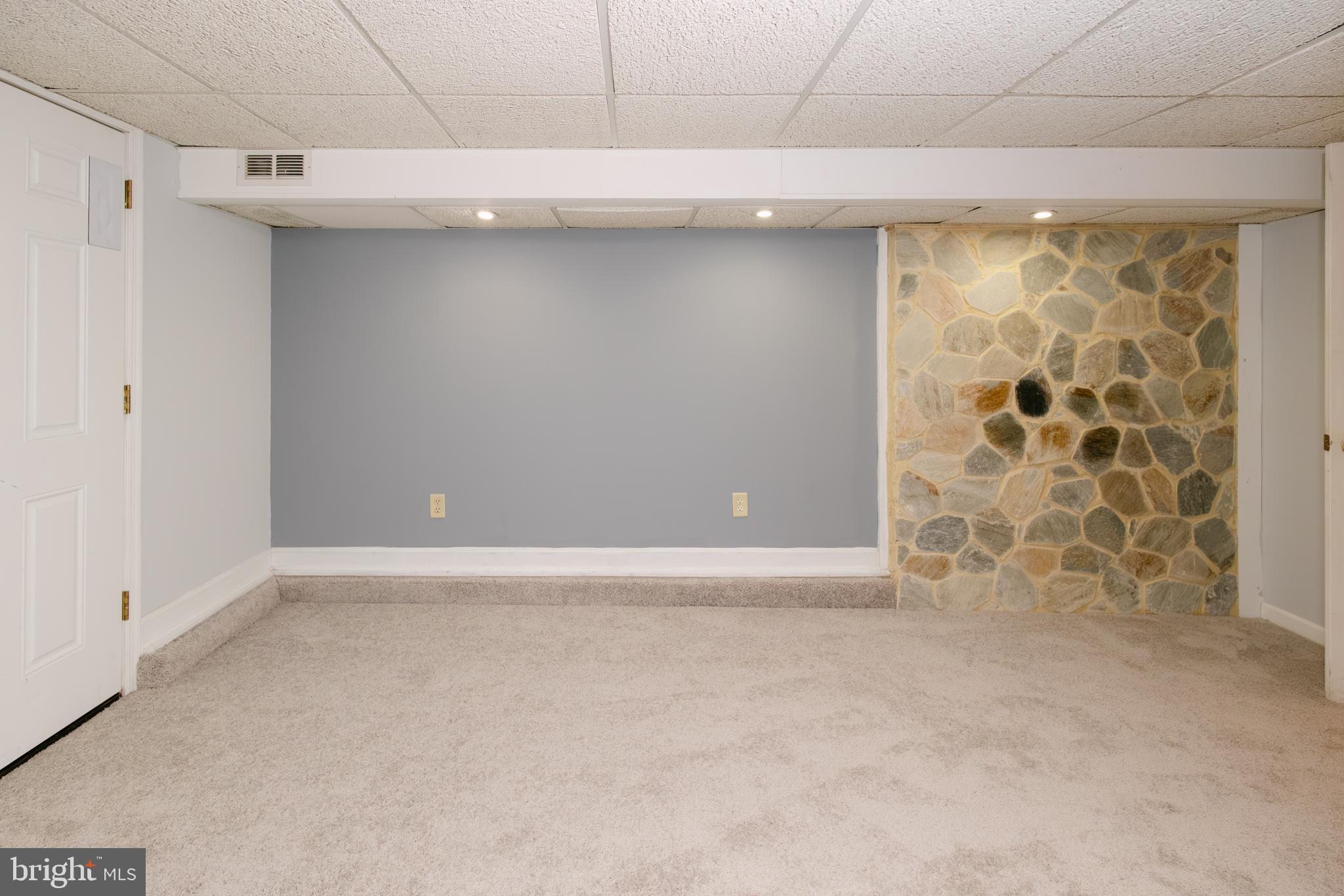 3732 Falls Road Baltimore, MD 21211 - Photo 42 of 46 a view of an empty room with a window