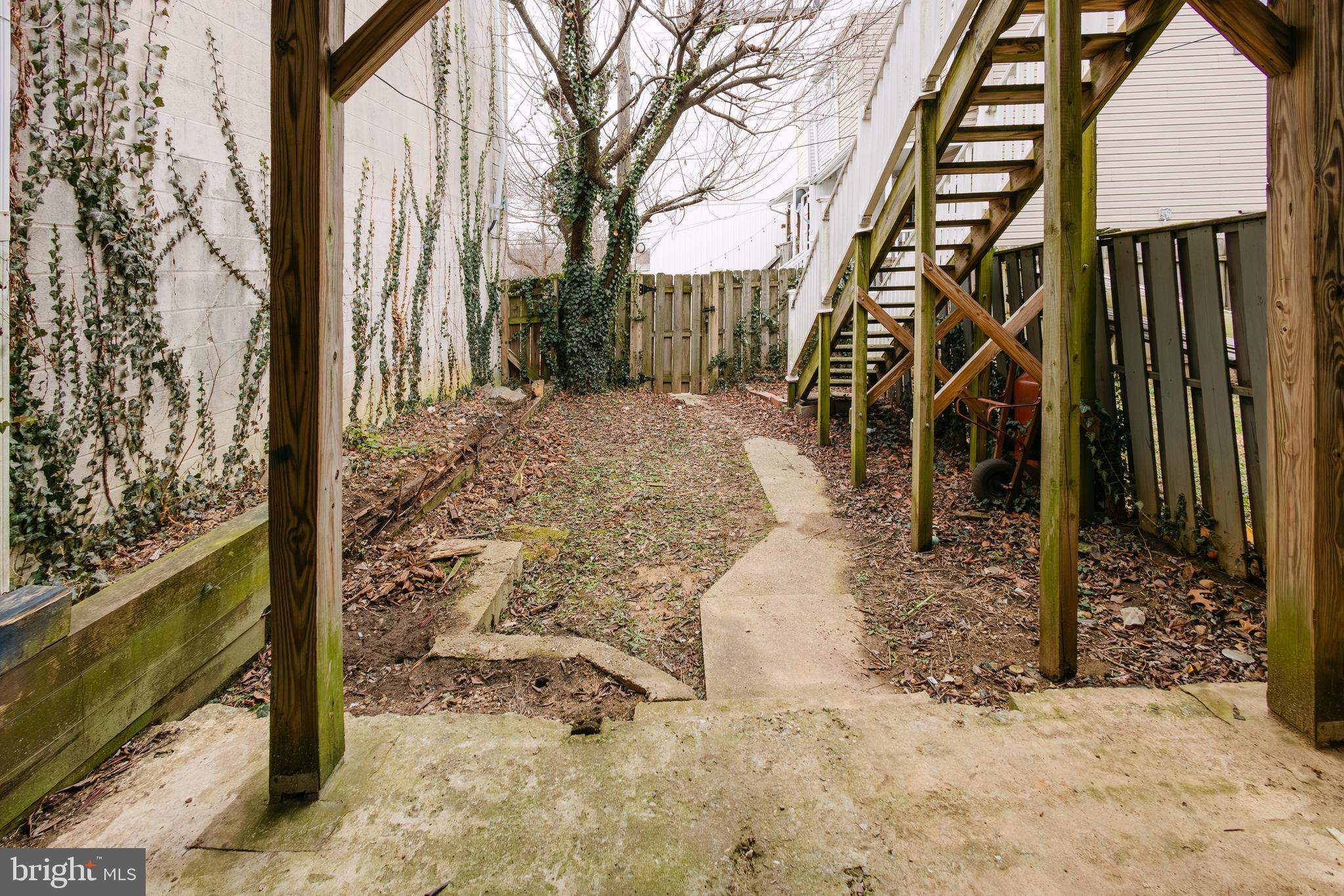 3732 Falls Road Baltimore, MD 21211 - Photo 45 of 46 a view of stairs and yard