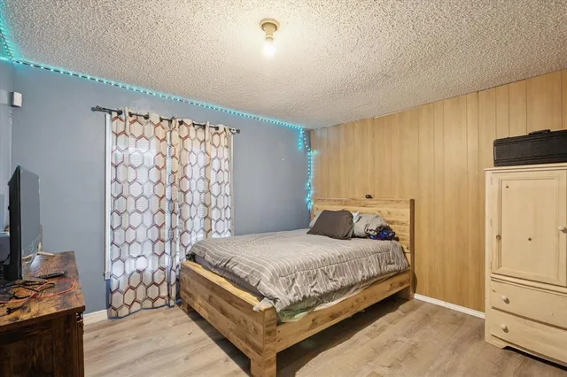 $220,000 | 317 North Chandler Drive, Fort Worth, TX 76111