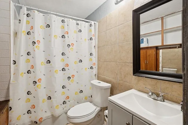 $220,000 | 317 North Chandler Drive, Fort Worth, TX 76111