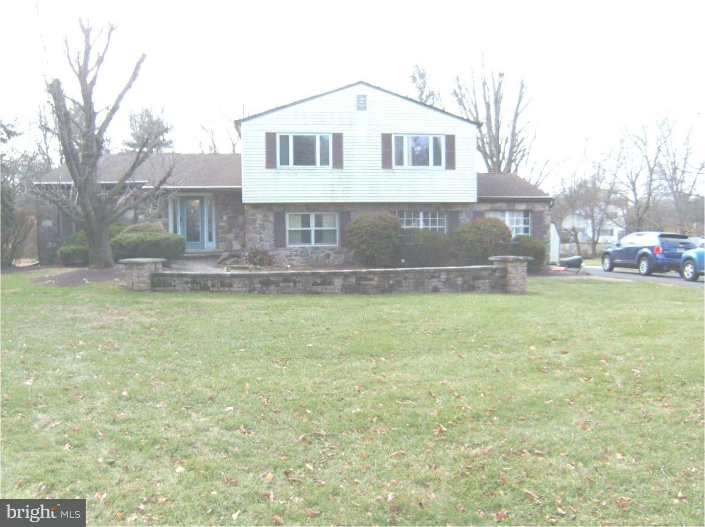 43 Sima Road Holland, PA 18966 - Photo 1 of 12 Exterior Front