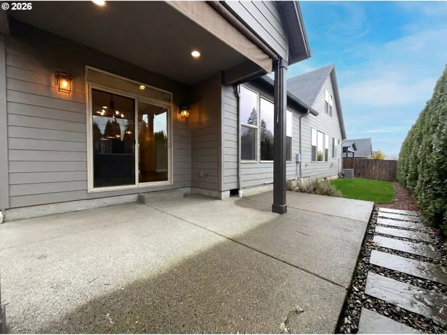 $885,000 | 11712 Northwest 15th Avenue, Vancouver, WA 98685