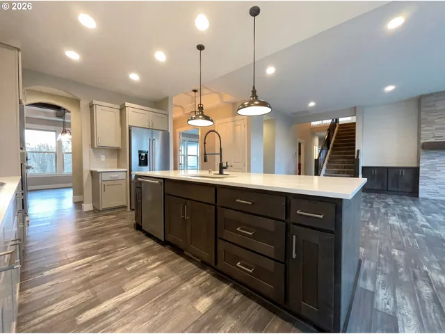 $885,000 | 11712 Northwest 15th Avenue, Vancouver, WA 98685