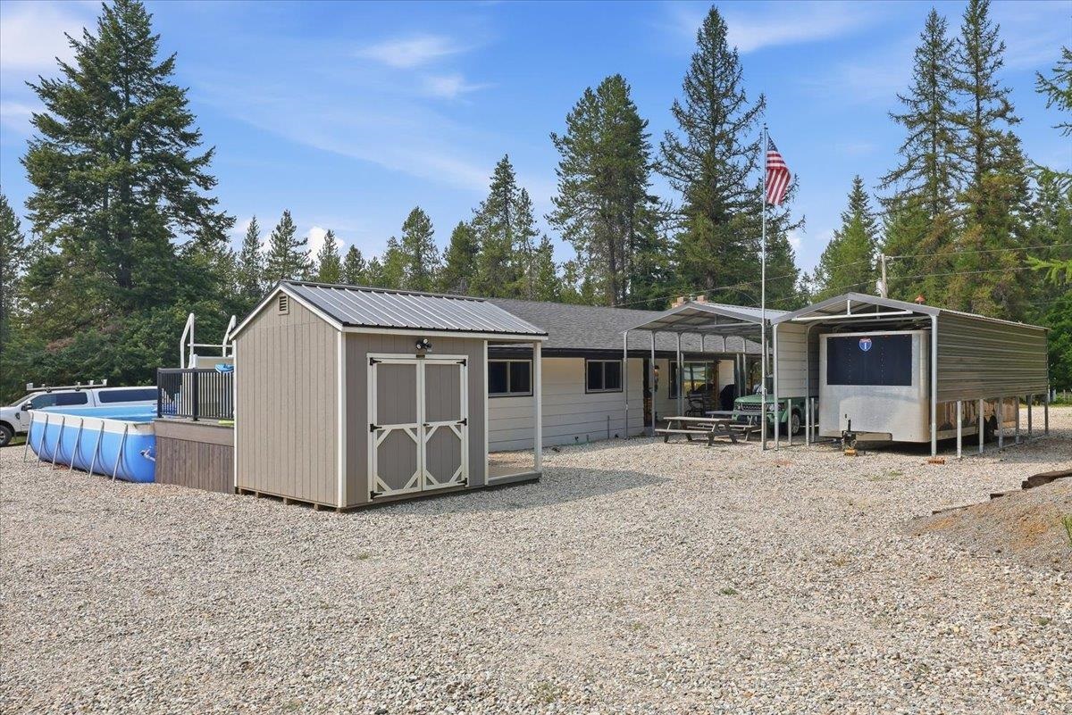 1061 Roberts Road Newport, WA 99156 - Photo 2 of 38 Gallery Image 2