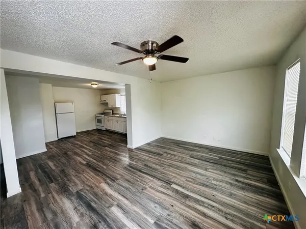 $1,250 | 714 South River Street, Unit A, Seguin, TX 78155