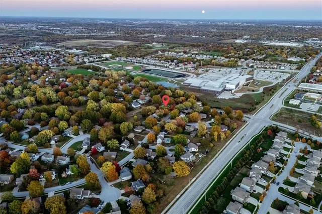 $375,000 | 2300 West Post Oak Road, Olathe, KS 66061