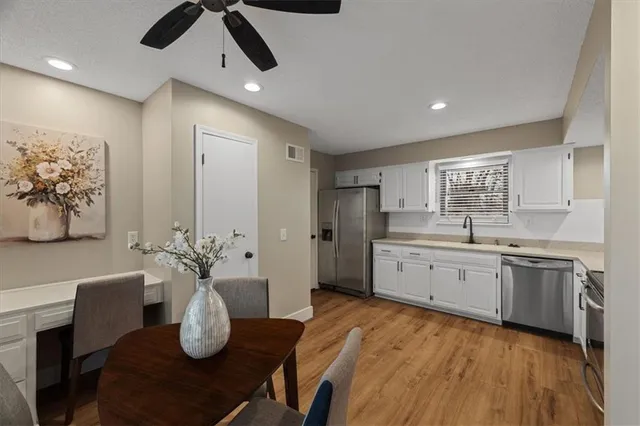 $375,000 | 2300 West Post Oak Road, Olathe, KS 66061