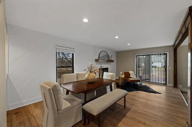 $375,000 | 2300 West Post Oak Road, Olathe, KS 66061