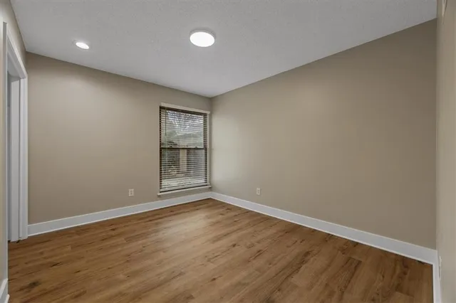 $375,000 | 2300 West Post Oak Road, Olathe, KS 66061