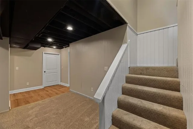 $375,000 | 2300 West Post Oak Road, Olathe, KS 66061