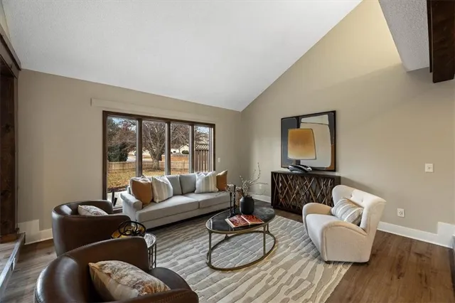 $375,000 | 2300 West Post Oak Road, Olathe, KS 66061