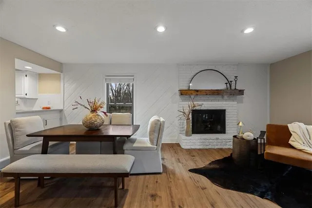 $375,000 | 2300 West Post Oak Road, Olathe, KS 66061