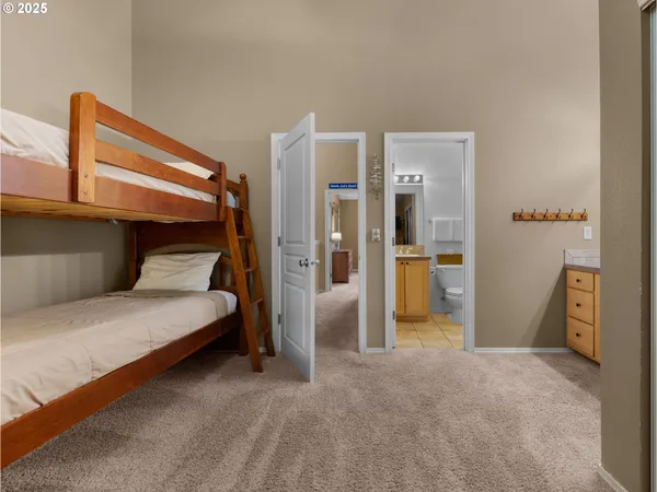 $695,000 | 30605 East Camryn Way, Unit D20, Government Camp, OR 97028