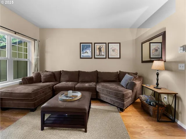 $695,000 | 30605 East Camryn Way, Unit D20, Government Camp, OR 97028