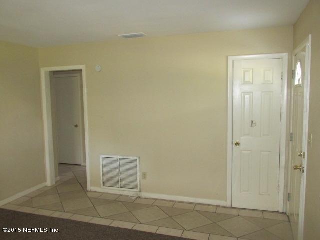 4008 Peter Rabbit Drive Jacksonville, FL 32210 - Photo 3 of 10 IMG_5385