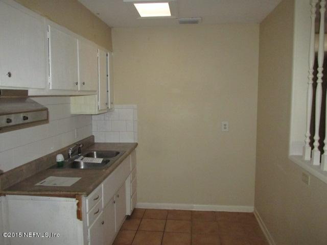 4008 Peter Rabbit Drive Jacksonville, FL 32210 - Photo 6 of 10 IMG_5393