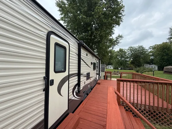 $40,000 | 24-82 Woodhaven Lakes, Sublette, IL 61367