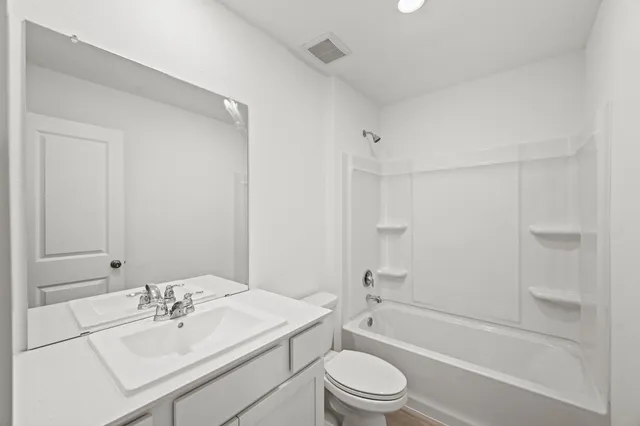 $1,695 | 906 Pertuso Lane, Huffman, TX 77336