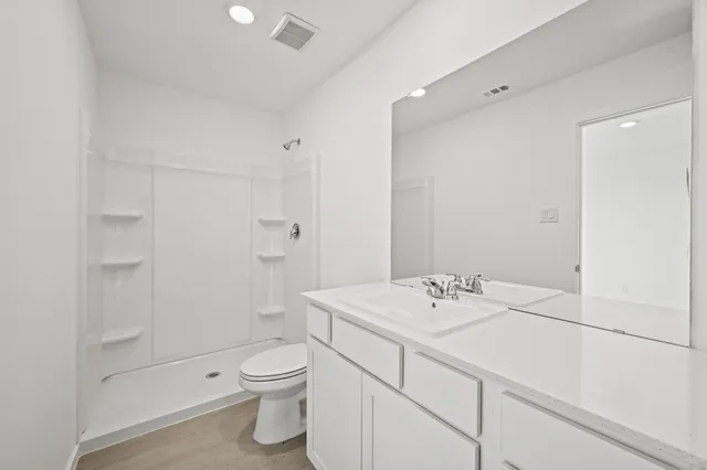 $1,695 | 906 Pertuso Lane, Huffman, TX 77336