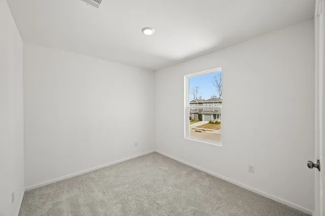 $1,695 | 906 Pertuso Lane, Huffman, TX 77336