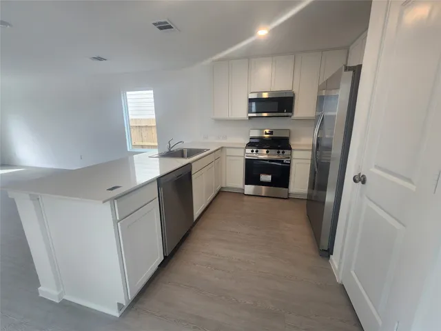 $1,695 | 906 Pertuso Lane, Huffman, TX 77336