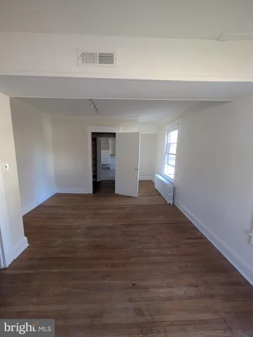 a bathroom with a toilet