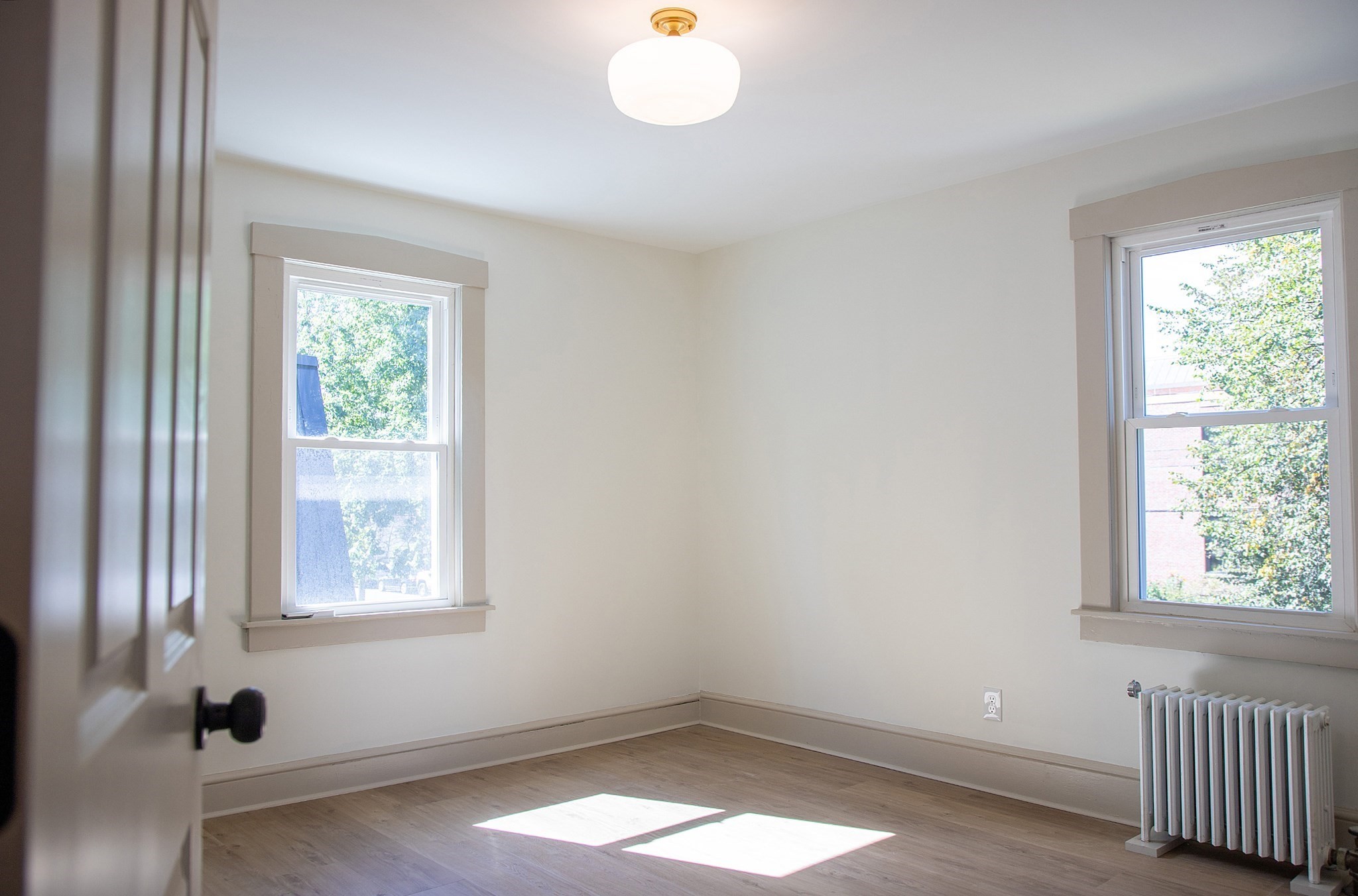 47 Hartford Terrace Springfield, MA 01118 - Photo 17 of 25 Gallery Image 17