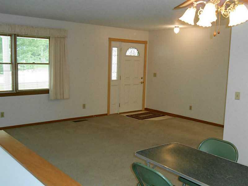 106 California Springfield, OH 45505 - Photo 6 of 25