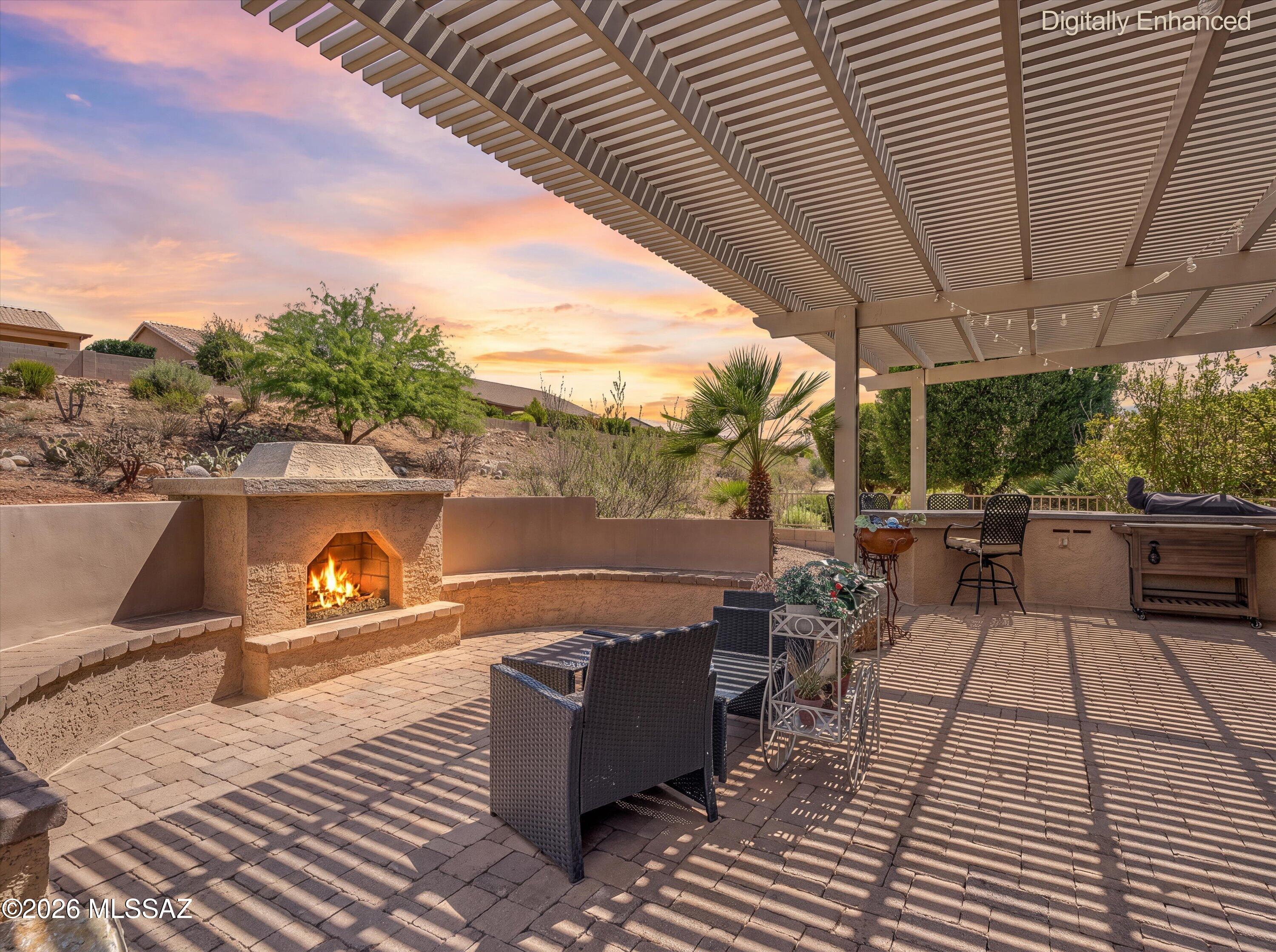 62486 East Northwood Road Tucson, AZ 85739 - Photo 3 of 50 Gas Fireplace