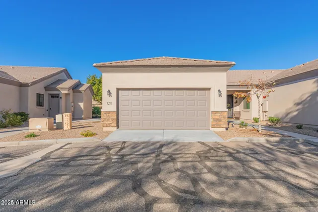 $1,800 | 846 North Pueblo Drive, Unit 128, Casa Grande, AZ 85122