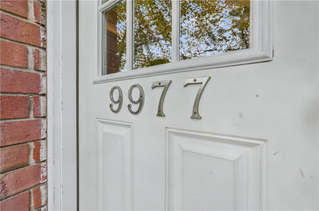 9977 Shore Road, Unit 11D Brooklyn, NY 11209 - Photo 2 of 27 a close up of a wall