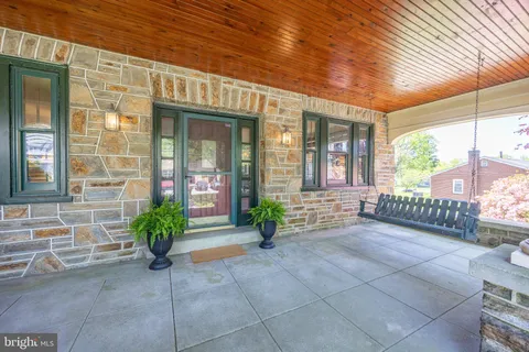 $450,000 | 260 West Evergreen Street, West Grove, PA 19390