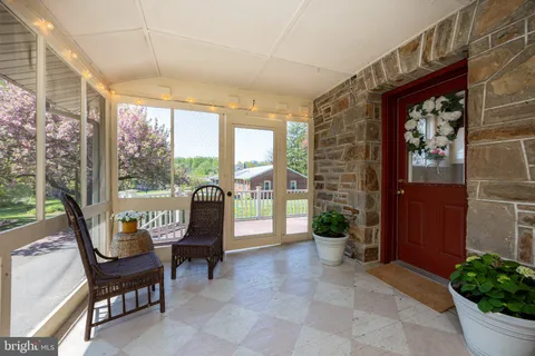 $450,000 | 260 West Evergreen Street, West Grove, PA 19390