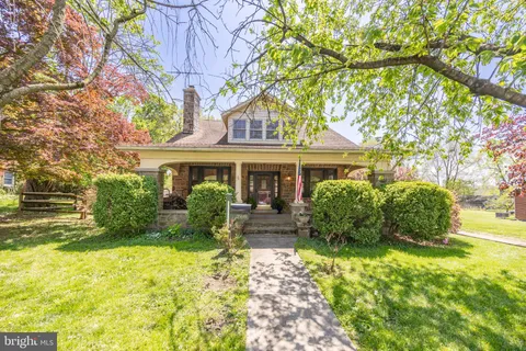 $450,000 | 260 West Evergreen Street, West Grove, PA 19390