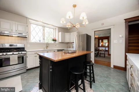 $450,000 | 260 West Evergreen Street, West Grove, PA 19390