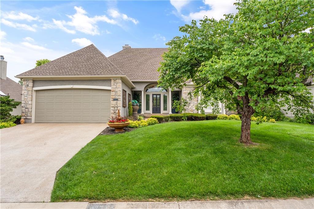 12619 Cedar Street, Leawood, KS 66209 Compass