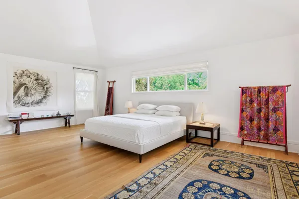 $2,875,000 | 2225 Lake Of The Isles Parkway East, Minneapolis, MN 55405