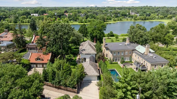 $2,875,000 | 2225 Lake Of The Isles Parkway East, Minneapolis, MN 55405