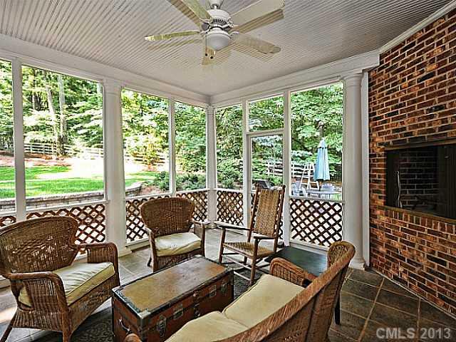2809 Foxfire Road Charlotte, NC 28270 - Photo 4 of 16