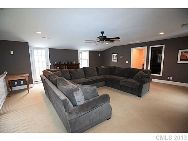 2809 Foxfire Road Charlotte, NC 28270 - Photo 7 of 16