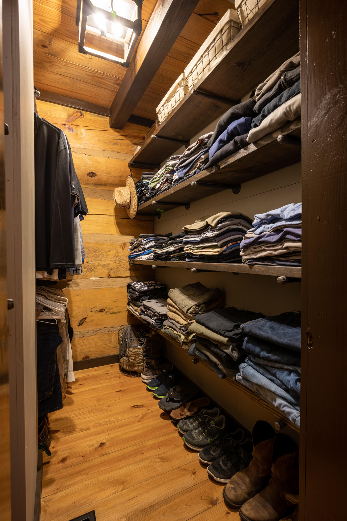 10905 East Brainerd Road Apison, TN 37302 - Photo 19 of 79 Closet