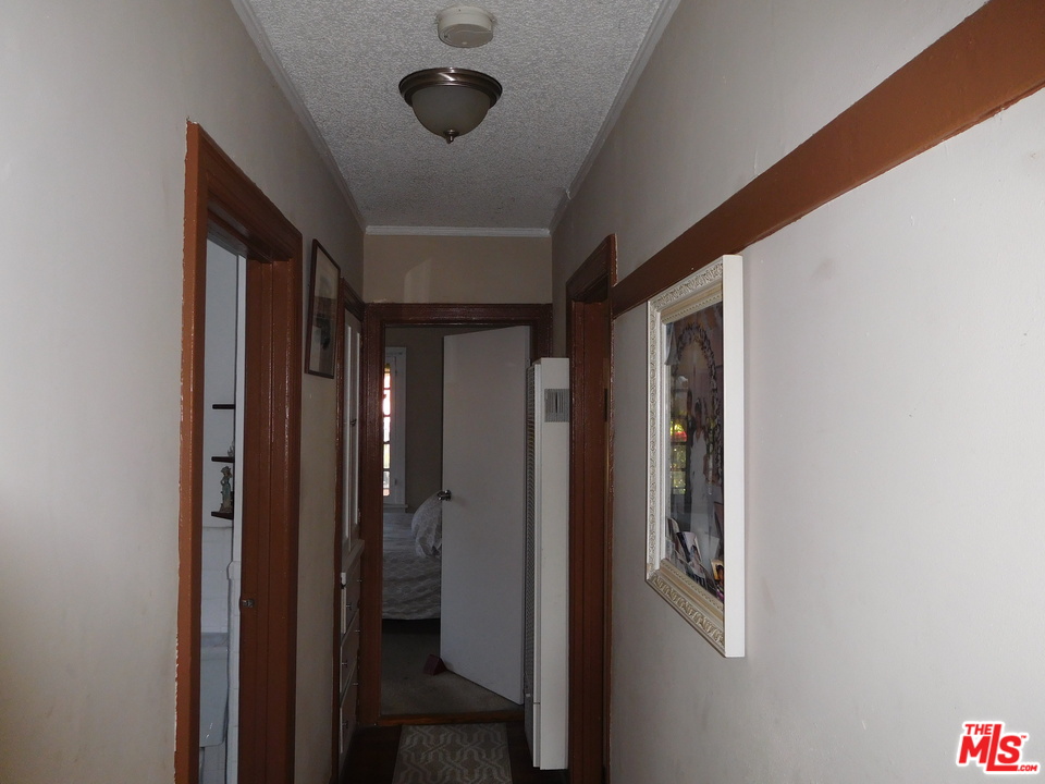 2841 Wellington Road Los Angeles, CA 90016 - Photo 15 of 36 Gallery Image 15