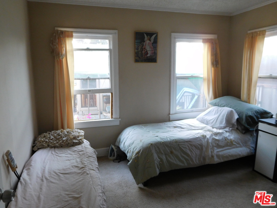 2841 Wellington Road Los Angeles, CA 90016 - Photo 18 of 36 Gallery Image 18