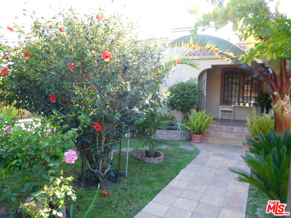 2841 Wellington Road Los Angeles, CA 90016 - Photo 4 of 36 Gallery Image 4