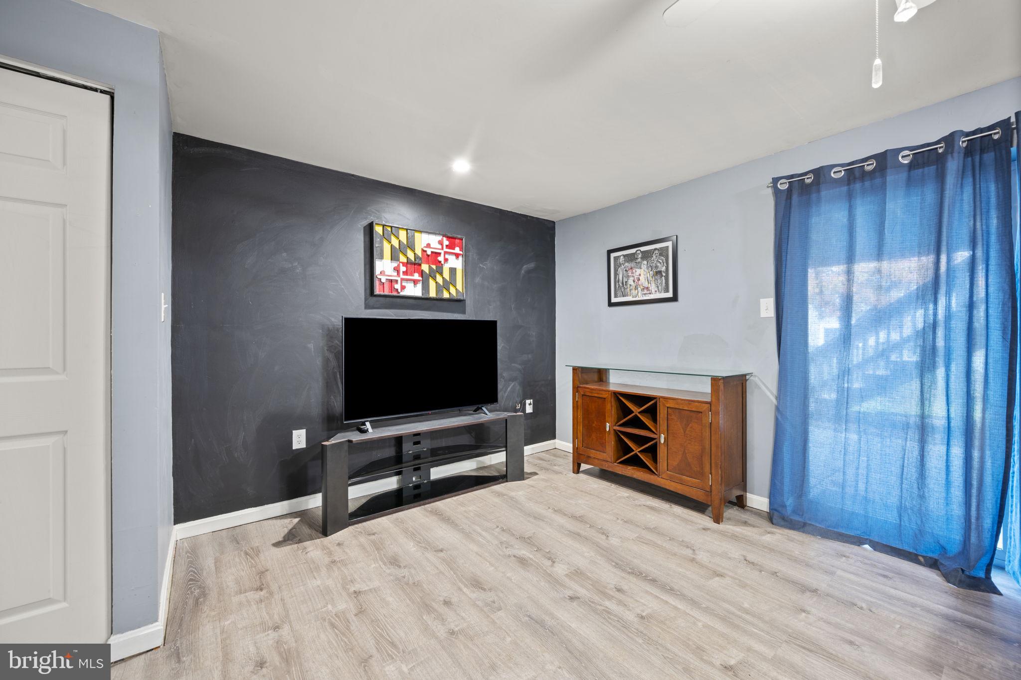 1492 Dockside Court Frederick, MD 21701 - Photo 29 of 43 walkout to back yard