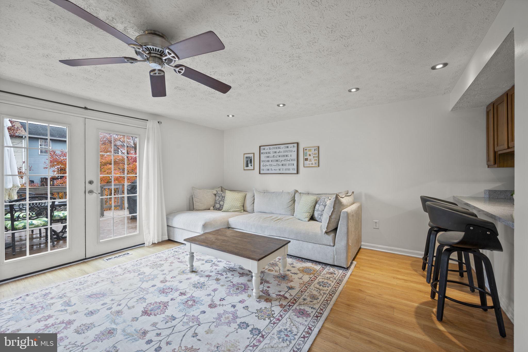 1492 Dockside Court Frederick, MD 21701 - Photo 8 of 43 living room